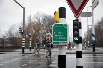 Stoplicht - Platform WOW - https://platformwow.nl/agenda/2025/02/online-bijeenkomst-de-toekomst-van-fietsdata